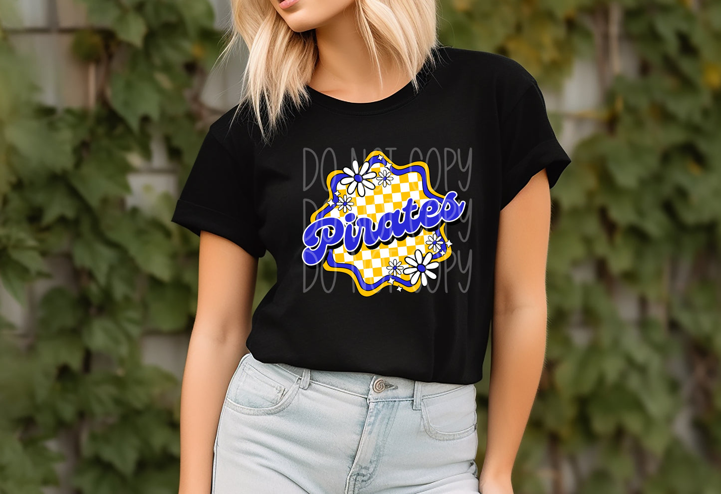 Pirates Groovy Tee